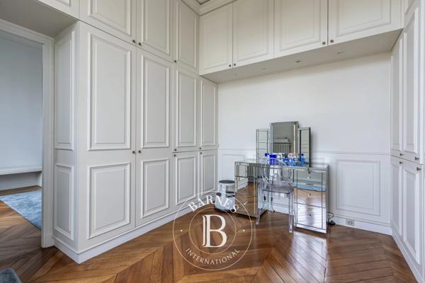 Paris 17ème, Appartement 5 Chambres -  272 m² à vendre