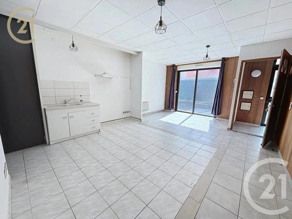 Maison à vendre  5 pièces - 115 m 2   MONTPON MENESTEROL  - 24