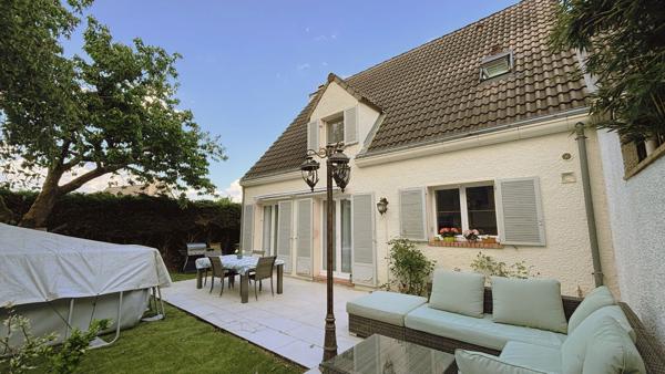 Maison familiale de 6 pièces, 4 chambres, Proche commodités