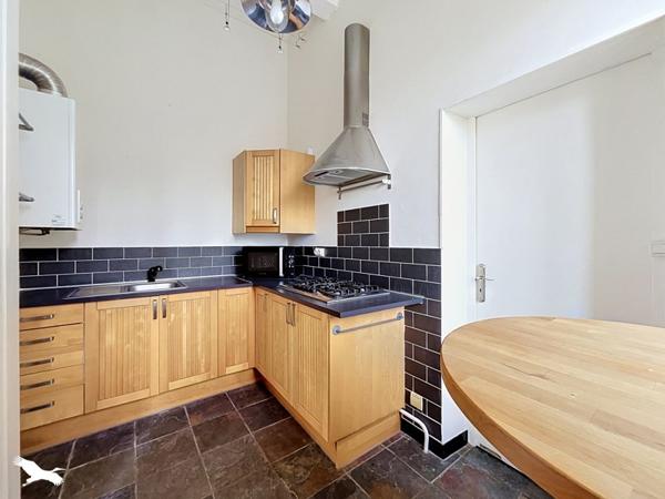 Appartement à vendre 96 624 € Chinon 3 p 65 m² DPE E