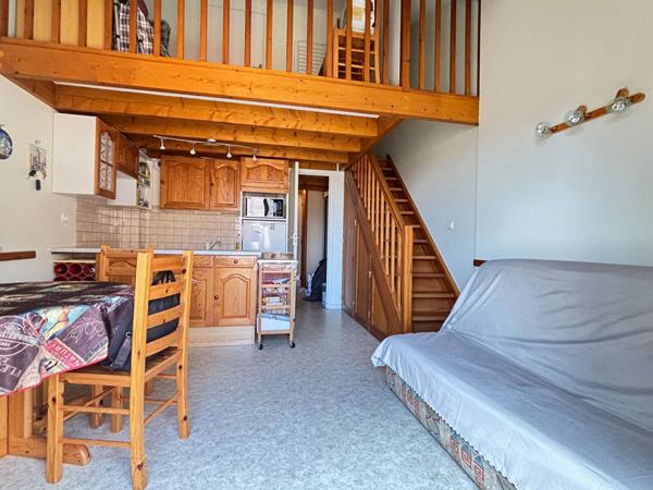 APPARTEMENT à SAINT PALAIS SUR MER