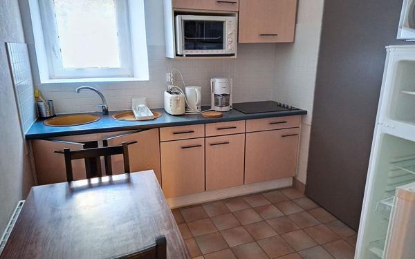 Immeuble à vendre    6 pièces • 118 m2 Néris-les-Bains