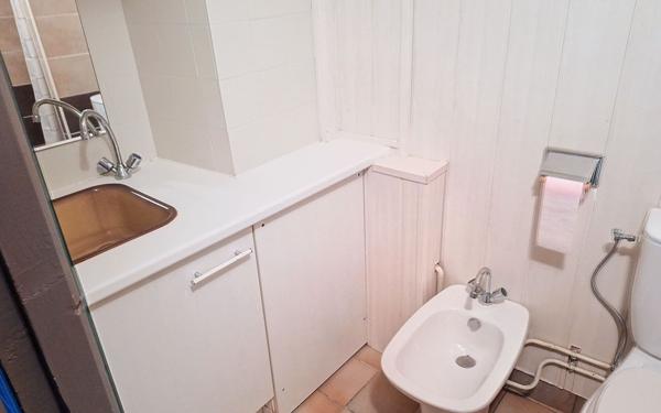 Immeuble à vendre    6 pièces • 118 m2 Néris-les-Bains