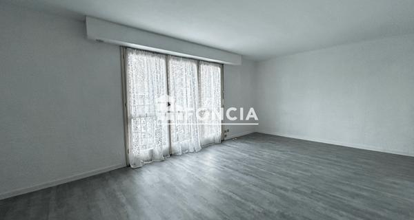 À vendre Studio 39.47 m² - Poitiers 86000