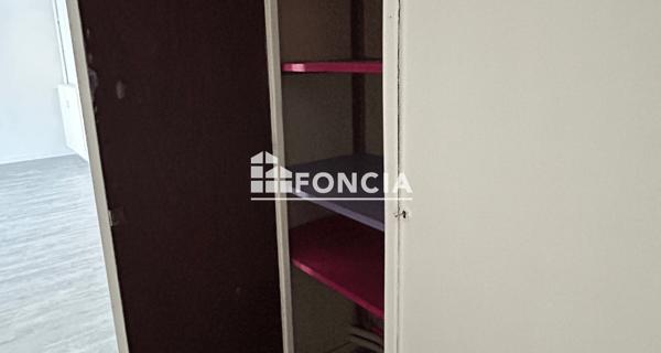 À vendre Studio 39.47 m² - Poitiers 86000