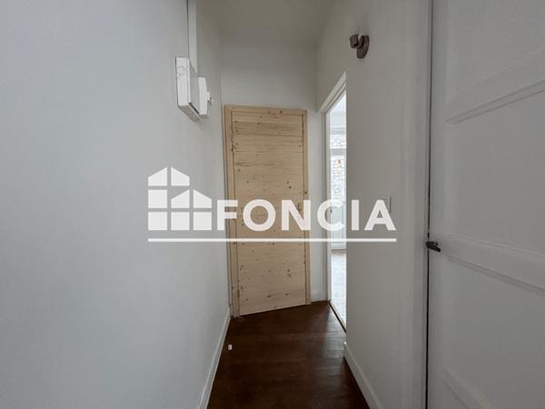 Location Studio 32.43 m² - 5 AVENUE MARECHAL LECLERC Gien 45500