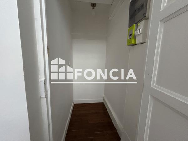 Location Studio 32.43 m² - 5 AVENUE MARECHAL LECLERC Gien 45500