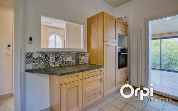 Maison à vendre    6 pièces •  Chomérac