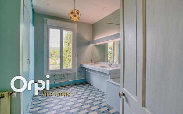 Maison à vendre    6 pièces •  Chomérac