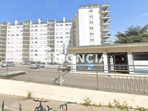 Location Parking - L'ESPLANADE Lyon 69004