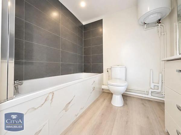 Appartement à louer 1 pièce 33m² Nancy (54000)