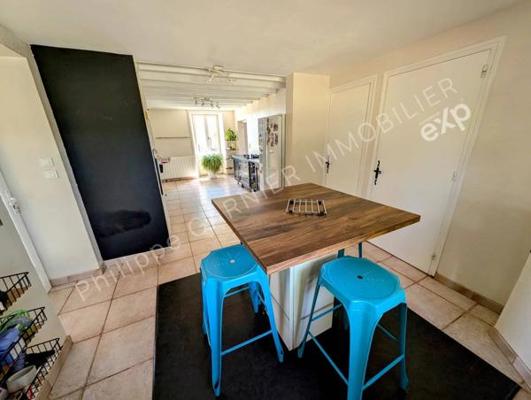 Maison spacieuse avec piscine à Clérieux