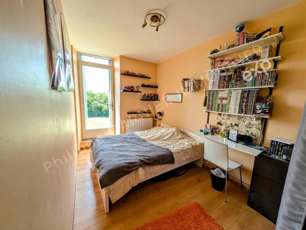 Maison spacieuse avec piscine à Clérieux