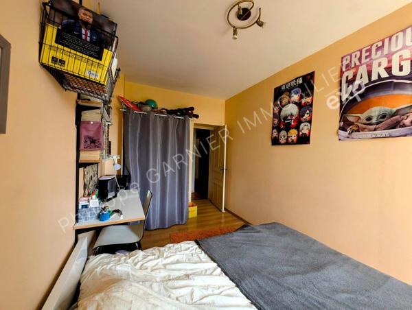 Maison spacieuse avec piscine à Clérieux