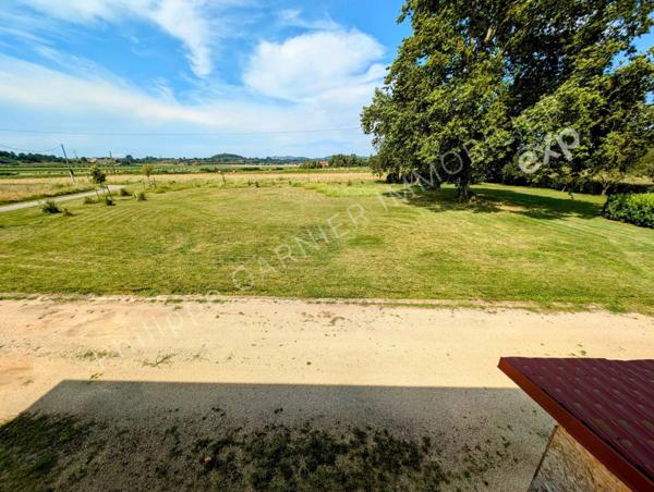 Maison spacieuse avec piscine à Clérieux