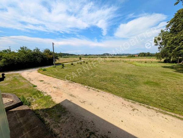 Maison spacieuse avec piscine à Clérieux