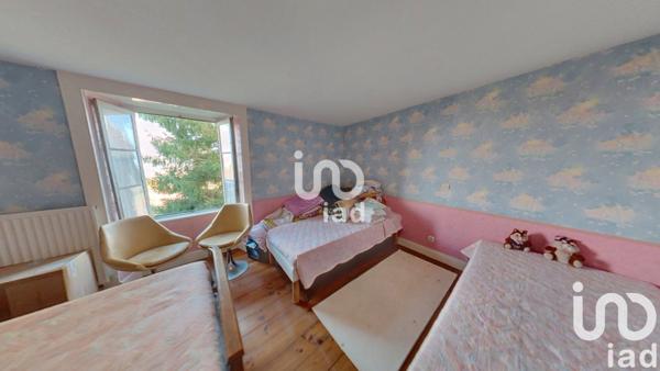 Maison de village 6 pièces de 207 m² à Herment (63470)