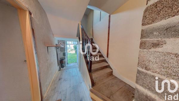 Maison de village 6 pièces de 207 m² à Herment (63470)