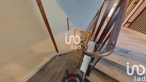 Maison de village 6 pièces de 207 m² à Herment (63470)