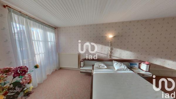 Maison de village 6 pièces de 207 m² à Herment (63470)