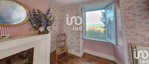 Maison de village 6 pièces de 207 m² à Herment (63470)