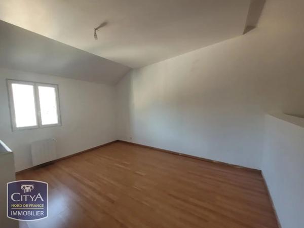 Maison à louer 2 pièces 53.31m² Petite-Forêt (59494)