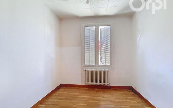 Maison à vendre    4 pièces •  Toulon