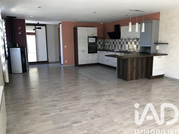 Maison à vendre 6 pièces 154 m² Creuzier-le-Neuf