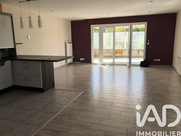 Maison à vendre 6 pièces 154 m² Creuzier-le-Neuf
