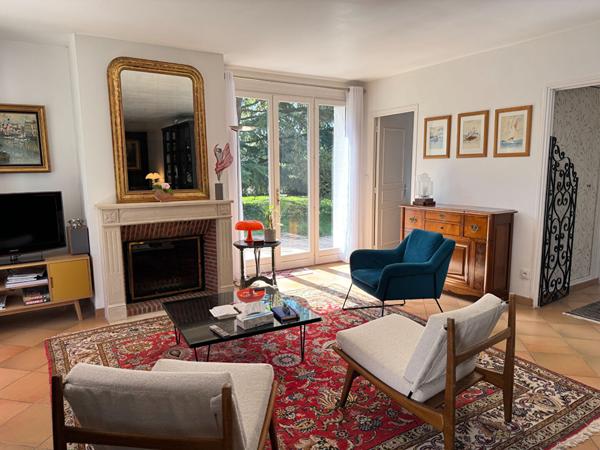 Maison 6 Pièces 190m² sur terrain 2000m²