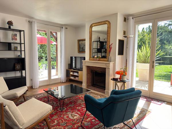 Maison 6 Pièces 190m² sur terrain 2000m²