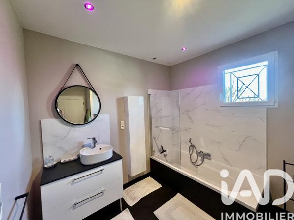 Maison à vendre 6 pièces 184 m² Villebrumier