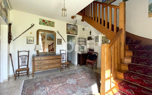 Maison à vendre    6 pièces • 230 m2 Normanville