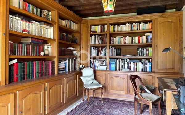 Maison à vendre    6 pièces • 230 m2 Normanville