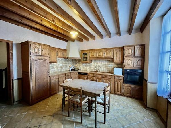 Maison à vendre |  Aire-sur-l'Adour |  7 pièces | 206 m²