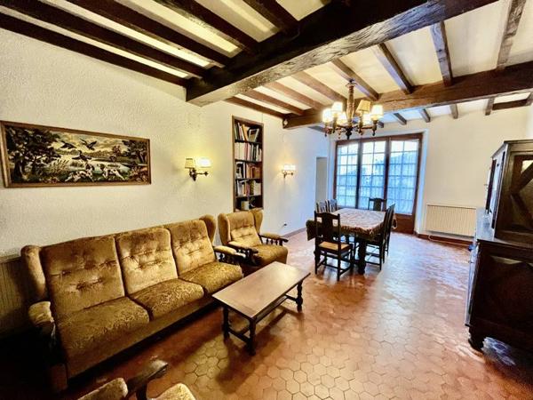 Maison à vendre |  Aire-sur-l'Adour |  7 pièces | 206 m²