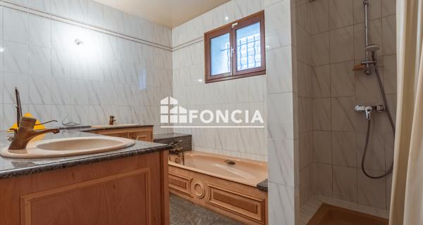 À vendre Maison 5 pièces 187.76 m² - L'haÿ-les-roses 94240