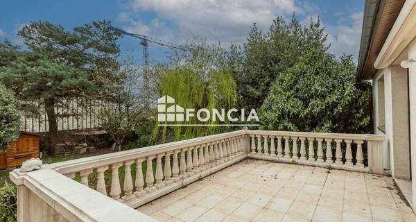 À vendre Maison 5 pièces 187.76 m² - L'haÿ-les-roses 94240