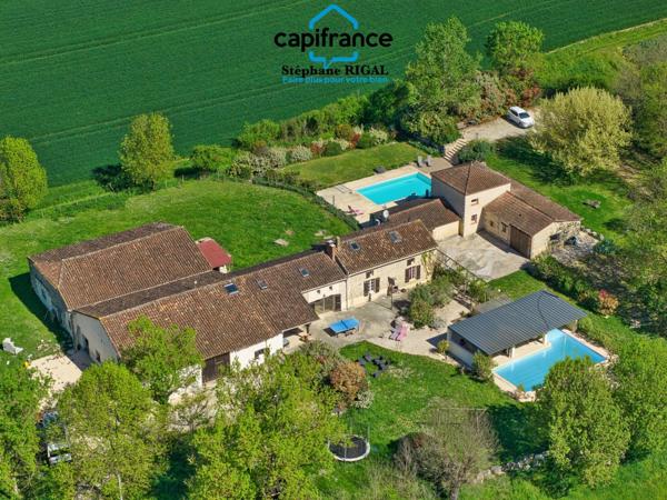 Propriete à vendre 11 pièces MONSEGUR (47) Propriété avec maison et maison d'amis de 260m2 habitables sur 12 757m² de terrain - 2 piscines