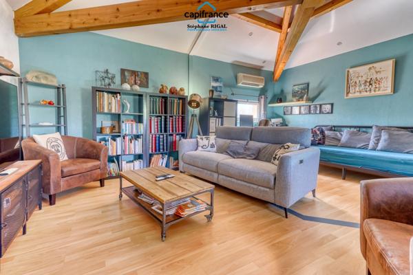 Propriete à vendre 11 pièces MONSEGUR (47) Propriété avec maison et maison d'amis de 260m2 habitables sur 12 757m² de terrain - 2 piscines