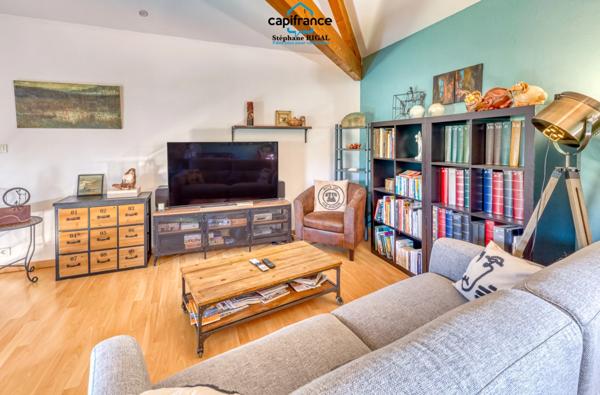 Propriete à vendre 11 pièces MONSEGUR (47) Propriété avec maison et maison d'amis de 260m2 habitables sur 12 757m² de terrain - 2 piscines