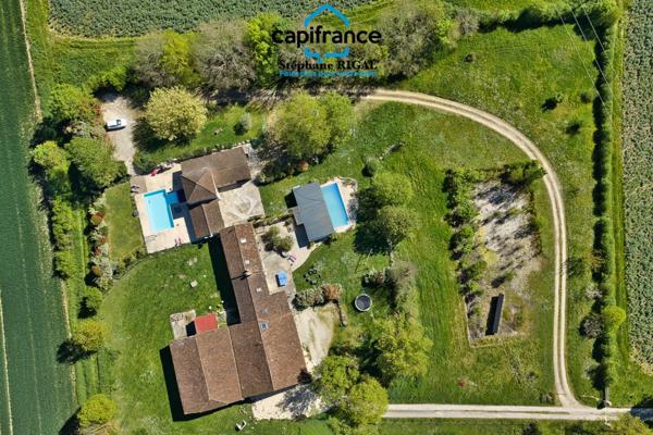 Propriete à vendre 11 pièces MONSEGUR (47) Propriété avec maison et maison d'amis de 260m2 habitables sur 12 757m² de terrain - 2 piscines