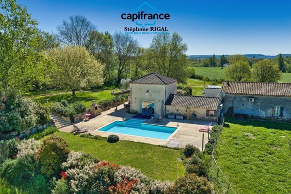 Propriete à vendre 11 pièces MONSEGUR (47) Propriété avec maison et maison d'amis de 260m2 habitables sur 12 757m² de terrain - 2 piscines