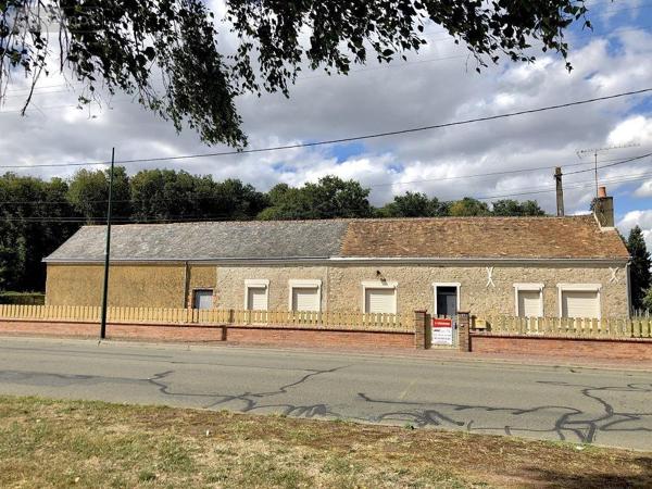 Maison à vendre à Parcé-sur-Sarthe dans la Sarthe (72300), ref : 72068-2077