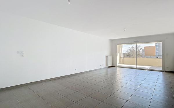 Appartement à vendre    3 pièces • 80,12 m2 Tournon-sur-Rhône