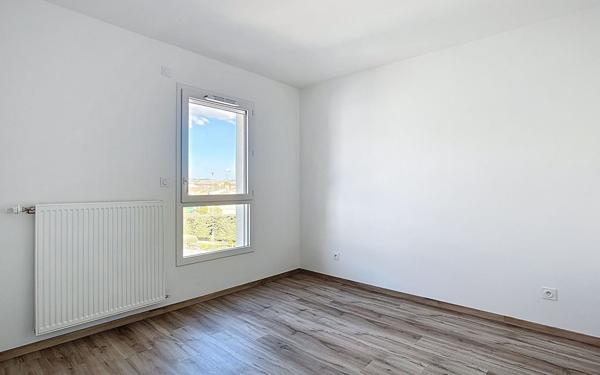 Appartement à vendre    3 pièces • 80,12 m2 Tournon-sur-Rhône