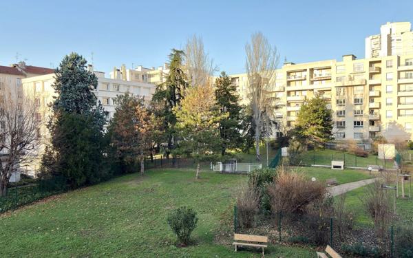 Appartement à vendre    3 pièces • 84 m2 Lyon 7