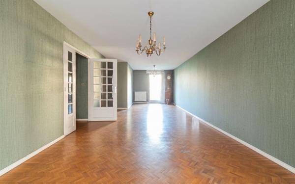 Appartement à vendre    3 pièces • 84 m2 Lyon 7