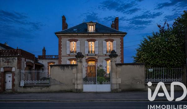 Maison à vendre 8 pièces 276 m² Pont-sur-Yonne