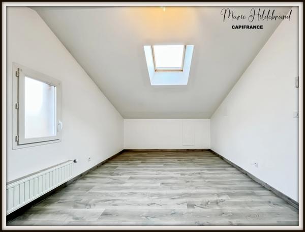 Immeuble de 130m² habitable - 2 appartements - cours